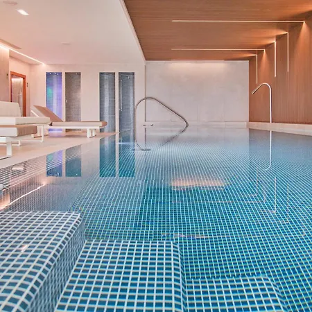 The Editory By The Sea 라고스