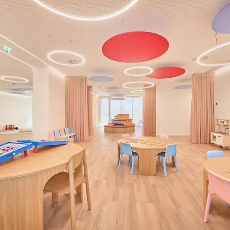 The Editory By The Sea 라고스