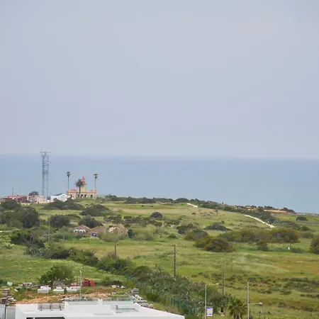 The Editory By The Sea Otel