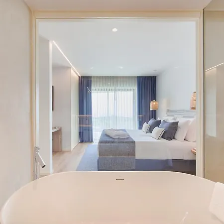The Editory By The Sea Hotell