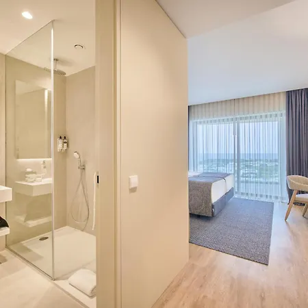 The Editory By The Sea Otel