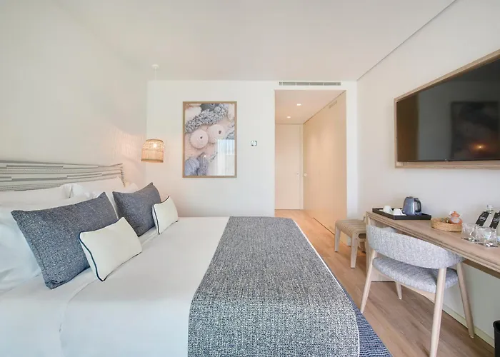 The Editory By The Sea 호텔