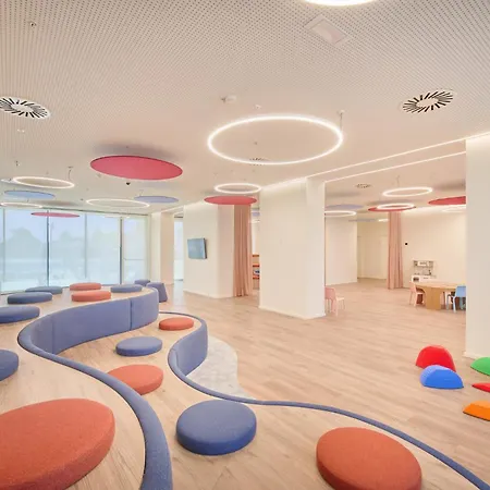 The Editory By The Sea 拉哥斯