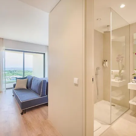 The Editory By The Sea فندق