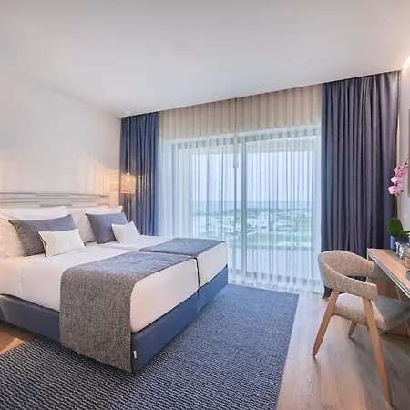 Hotel The Editory By The Sea